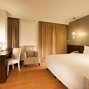 Chambre Standarde Lit Queen-Size